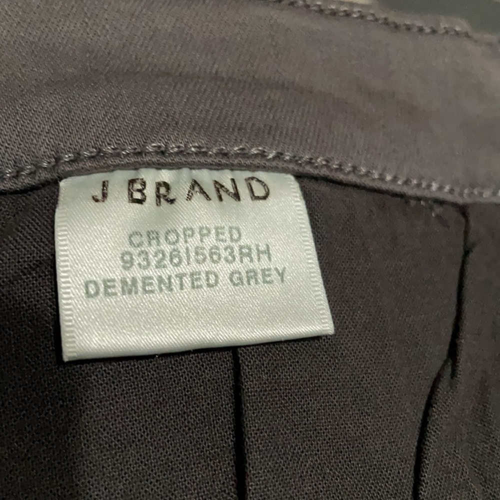 NWT J Brand cropped jeans in demented grey. - Picture 6 of 7